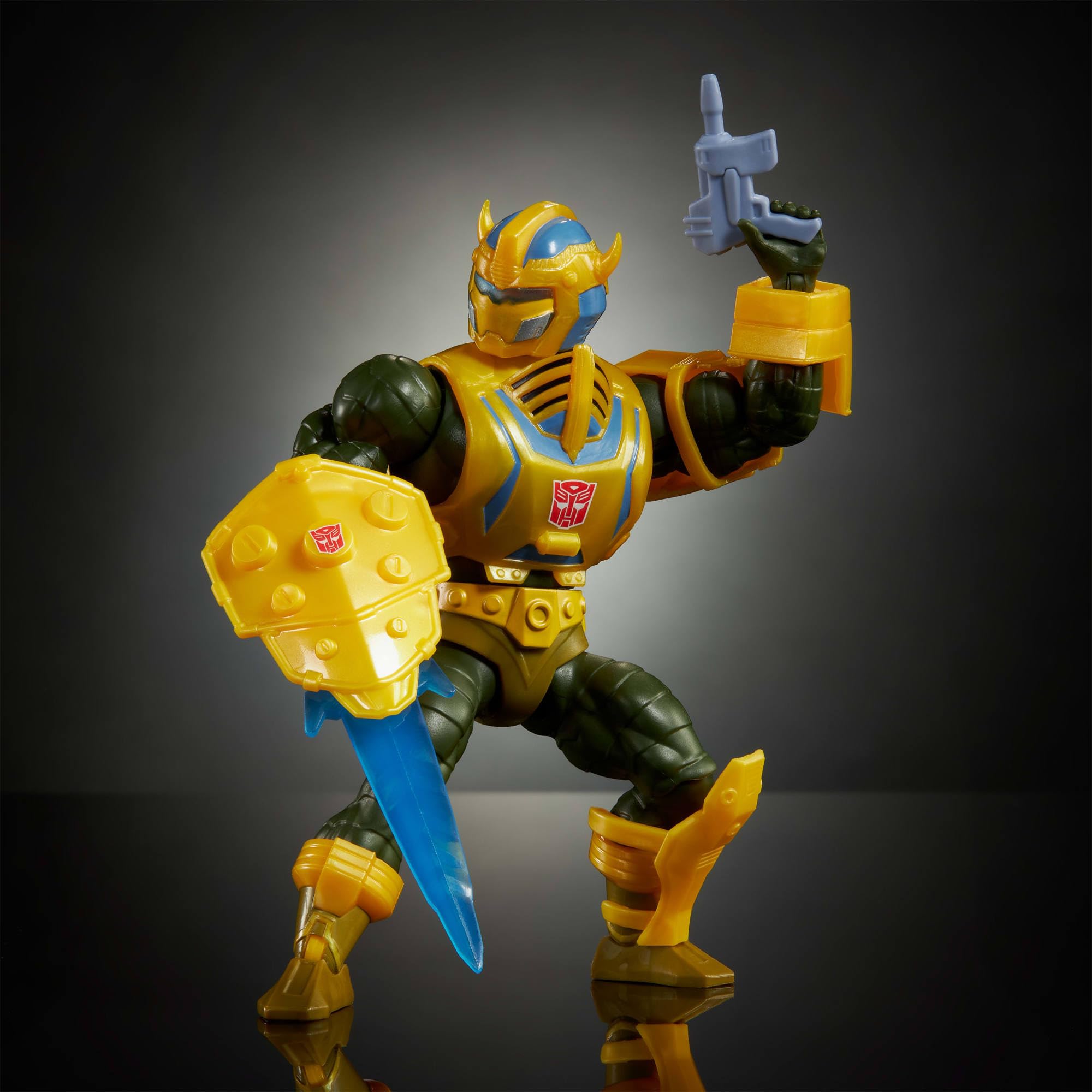 masters-of-the-universe-origins-transformers-bumblebee-armor-man-at-arms-actionf image 6
