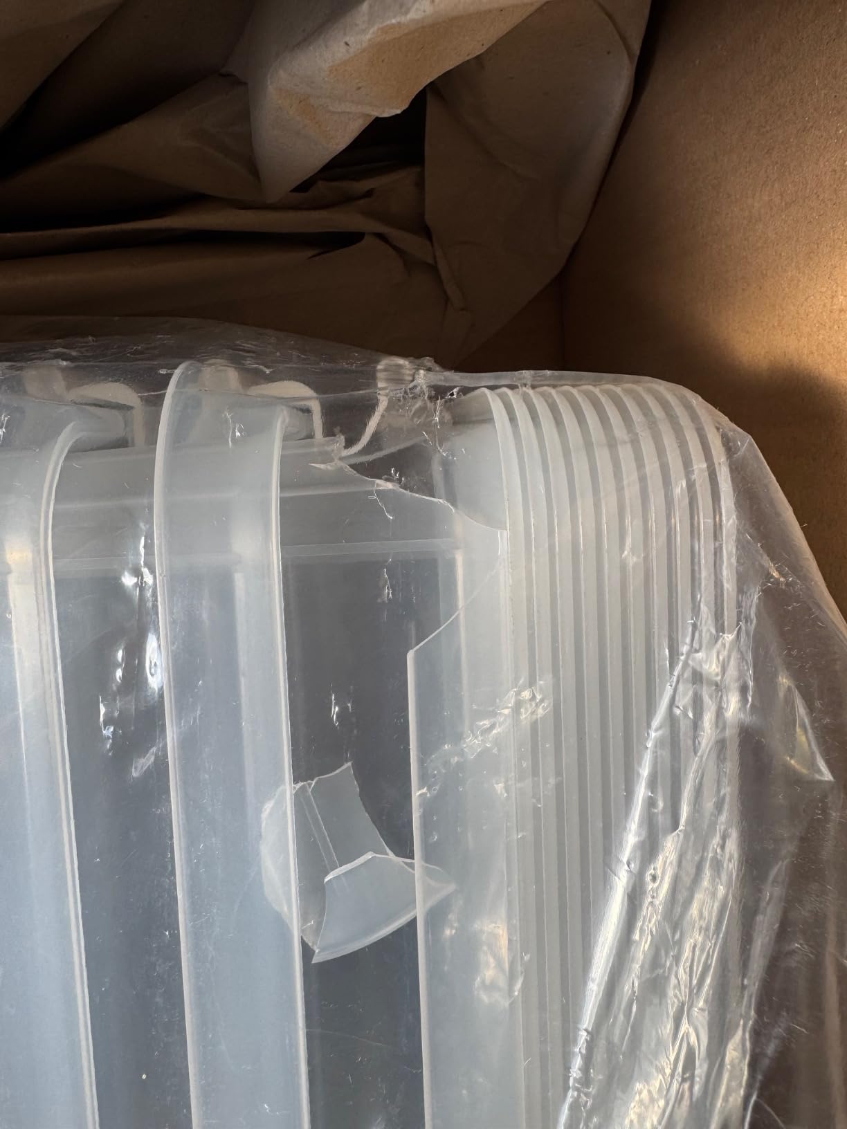 Leider ein Deckel defekt
