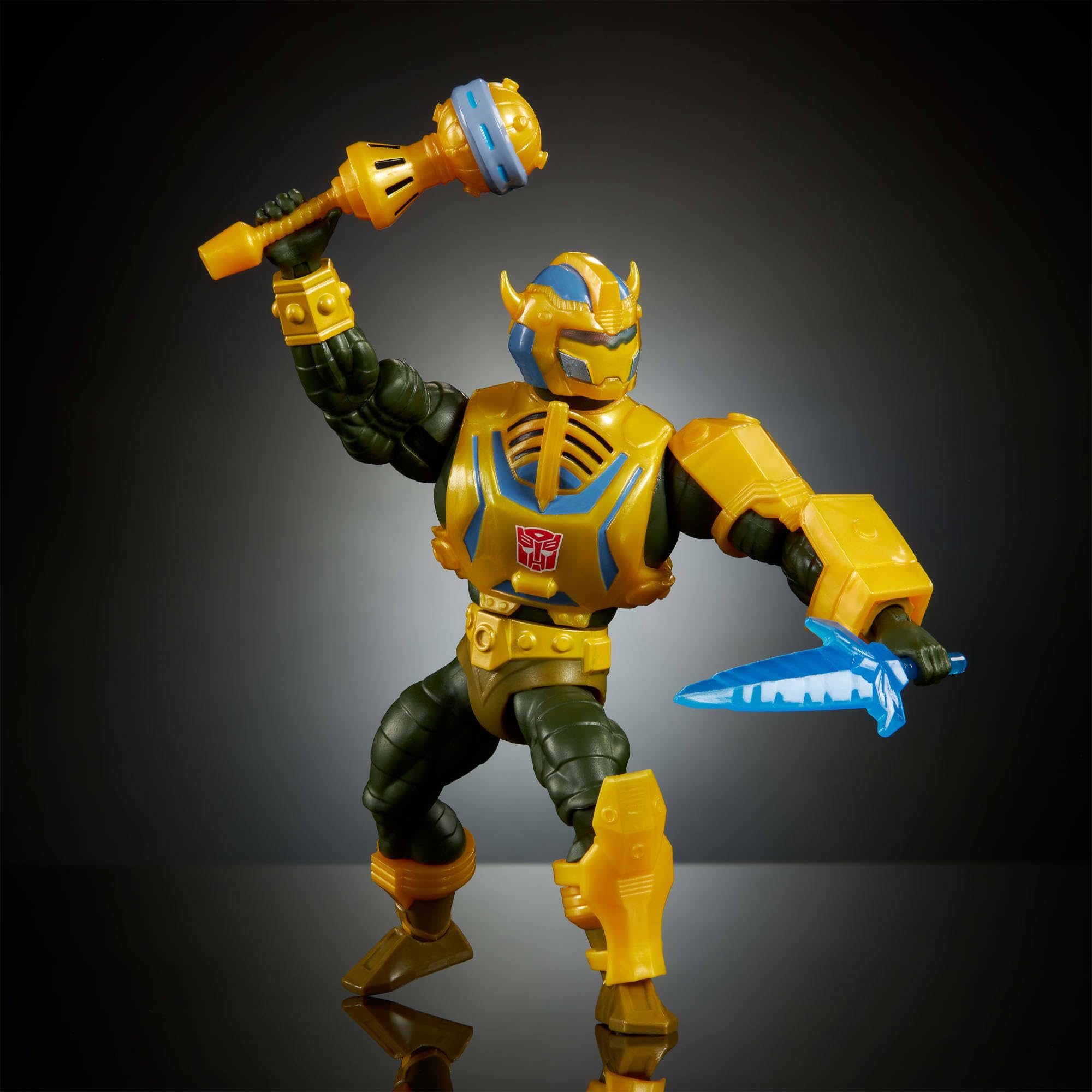 masters-of-the-universe-origins-transformers-bumblebee-armor-man-at-arms-actionf image 3
