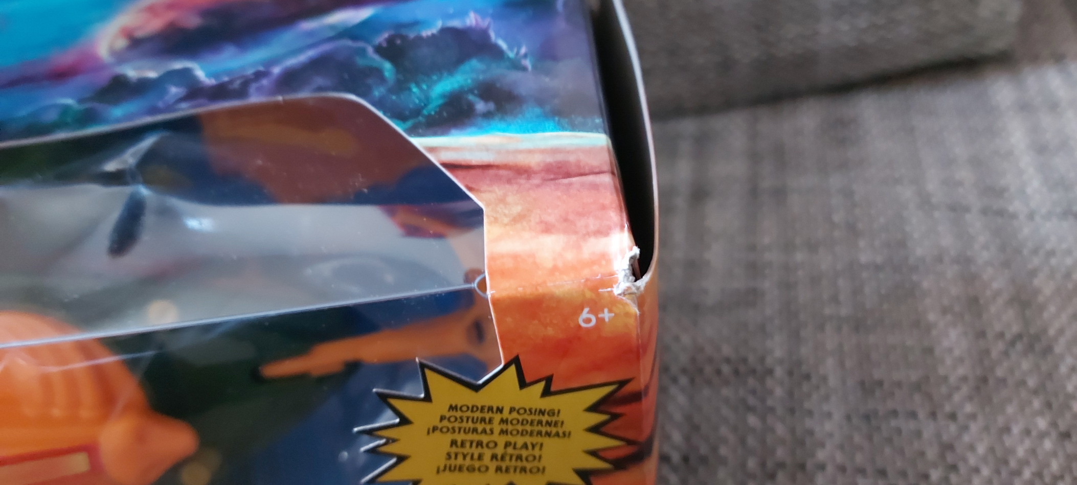Schön, Flügel etwas locker